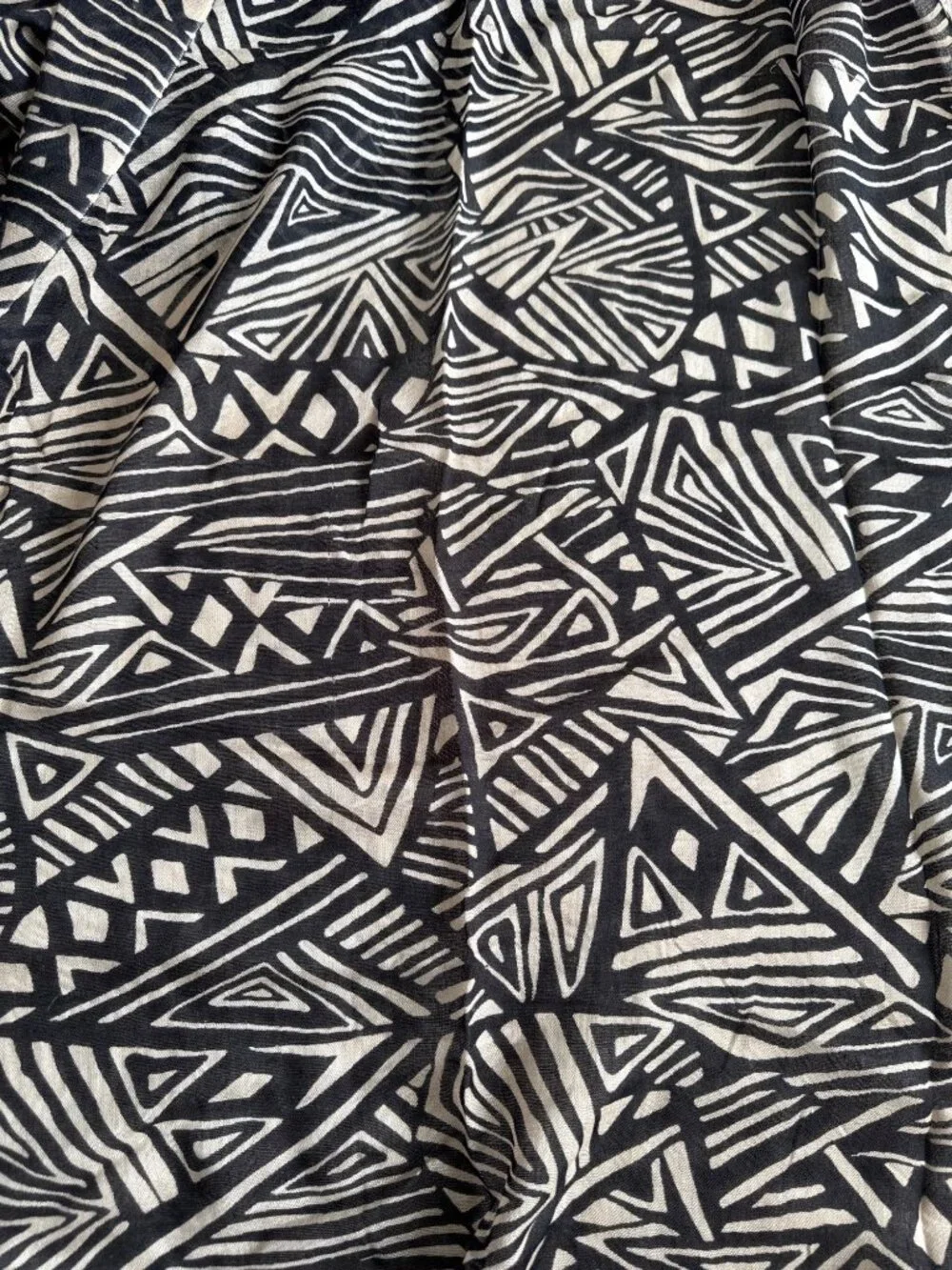 Calvin Klein Tribal Black and Cream Scarf New with Tags Boho